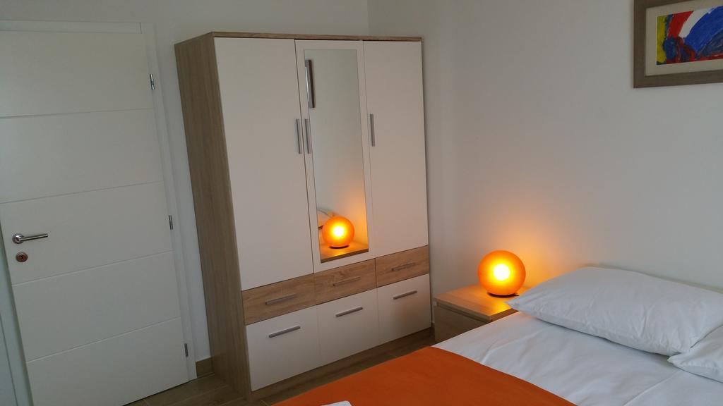 Apartments Ivancic Novi Vinodolski Zimmer foto
