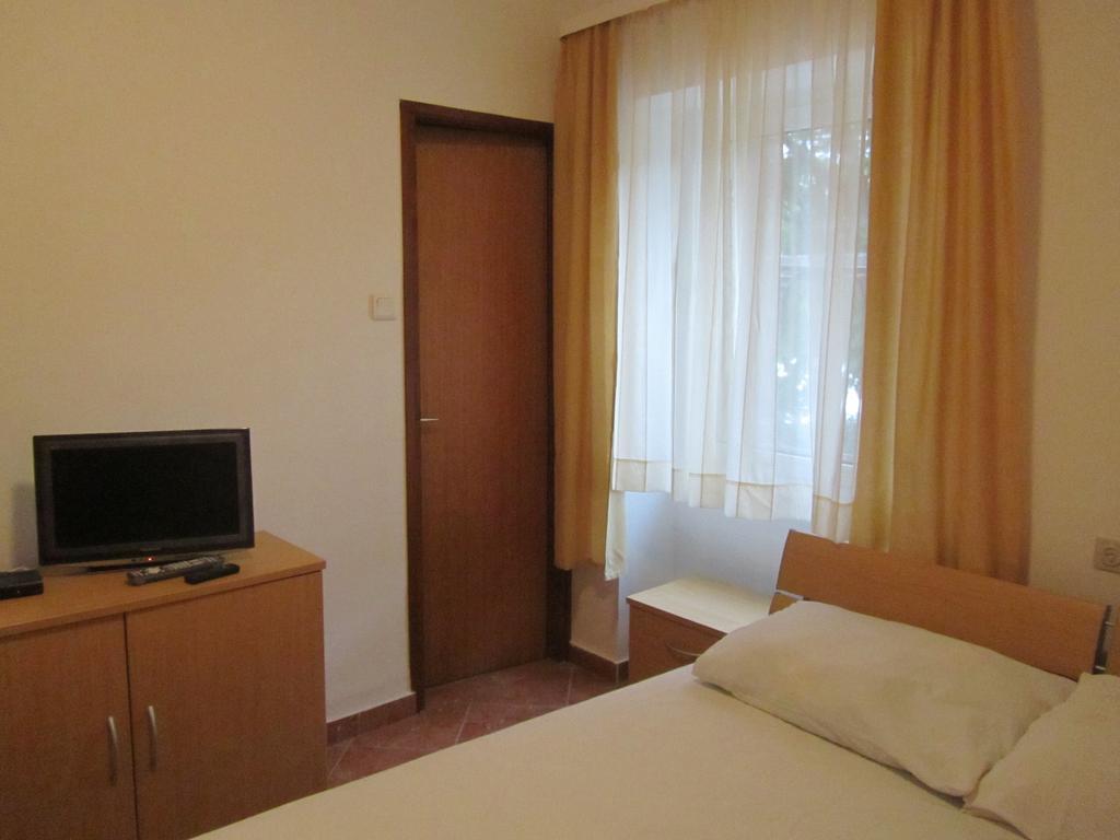 Apartments Ivancic Novi Vinodolski Zimmer foto