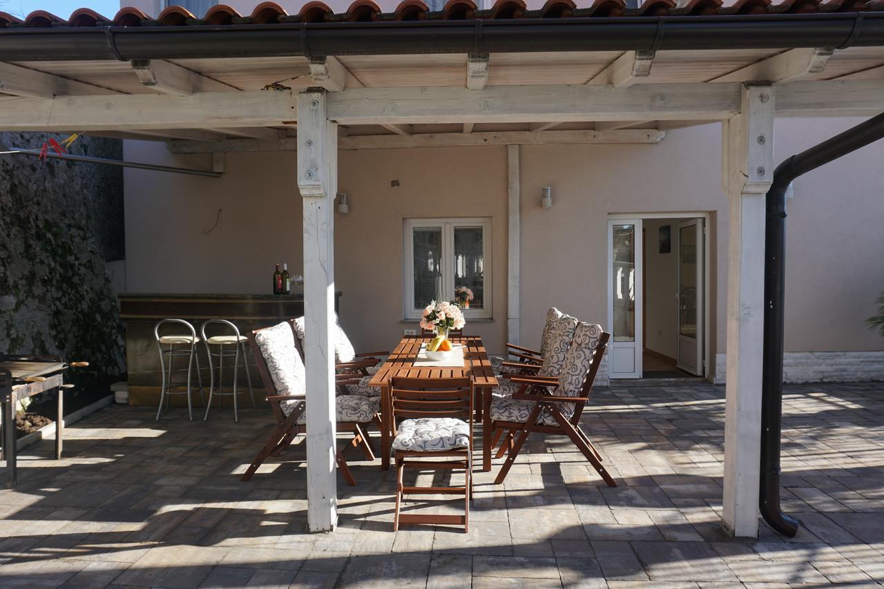 Apartments Ivancic Novi Vinodolski Exterior foto